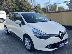Usata 2015 Renault Clio IV Tre volumi | 4000 € (Super prezzo)