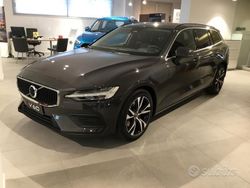 Grigio Nuova 2025 Volvo V60 Core Station wagon | 42.900 €