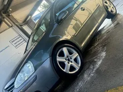 Usata 2004 VW Golf V Tre volumi | 1400 € (Buon prezzo)