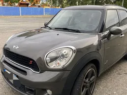 Usata 2010 Mini Countryman SUV | 10.200 € (Cara)