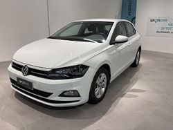 Bianco Usata 2019 VW Polo Comfortline Tre volumi | 12.000 € (Buon prezzo)