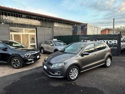 Grigio Usata 2015 VW Polo Tre volumi | 7350 € (Buon prezzo)