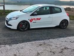 Bianco Usata 2009 Renault Clio II R.S. Tre volumi | 18.900 €