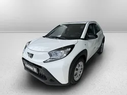 Nuova 2025 Toyota Aygo Active Due volumi | 15.900 € (Ottimo prezzo)