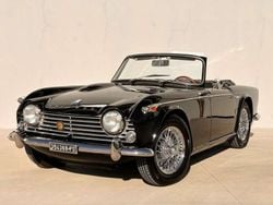 Nero Usata 1967 Triumph TR4 Cabrio | 32.000 €