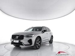 Argento Usata 2022 Volvo XC60 R-Design SUV | 23.900 € (Super prezzo)