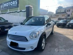 Bianco Usata 2015 Mini Cooper D Countryman Business SUV | 8000 €