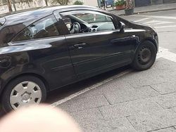 Usata 2007 Opel Corsa Sport Tre volumi | 2000 € (Buon prezzo)