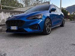 Blu Usata 2020 Ford Focus ST-Line Tre volumi | 18.500 €