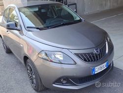 Nero Usata 2022 Lancia Ypsilon Gold Due volumi | 11.000 € (Buon prezzo)
