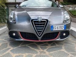 Grigio Usata 2010 Alfa Romeo Giulietta Due volumi | 6000 € (Buon prezzo)