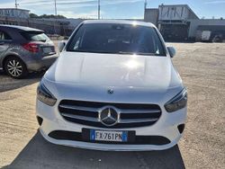 Bianco Usata 2019 Mercedes B180 Executive Monovolume | 19.500 € (Buon prezzo)