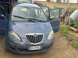 Usata 2007 Lancia Musa Monovolume | 2200 € (Buon prezzo)