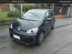 Nero Usata 2021 VW e-up! move up! Due volumi | 11.900 € (Buon prezzo)