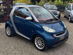 Blu/azzurro Usata 2010 Smart ForTwo Coupé Passion Due volumi | 4590 € (Ottimo prezzo)