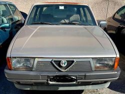 Argento Usata 1988 Alfa Romeo 75 Tre volumi | 950 €