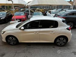 Bianco Usata 2021 Peugeot 208 Allure Due volumi | 14.200 € (Buon prezzo)