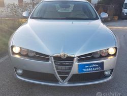 Grigio Usata 2009 Alfa Romeo 159 Progression Tre volumi | 3300 € (Buon prezzo)