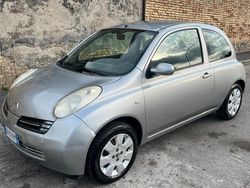 Grigio Usata 2004 Nissan Micra Due volumi | 700 € (Buon prezzo)