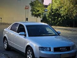 Grigio Usata 2001 Audi A4 Tre volumi | 1799 € (Molto cara)