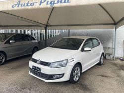 Bianco Usata 2009 VW Polo Comfortline Tre volumi | 4500 € (Buon prezzo)