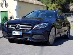Blu/azzurro Usata 2018 Mercedes C220 AMG Station wagon | 15.900 € (Buon prezzo)