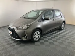 Grigio Usata 2019 Toyota Yaris Hybrid Active | 11.399 € (Buon prezzo)