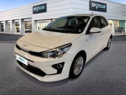 Bianco Usata 2022 Kia Rio Style Due volumi | 13.450 € (Buon prezzo)