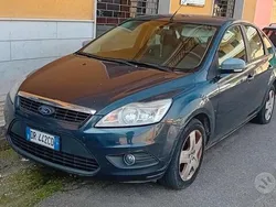 Usata 2008 Ford Focus Tre volumi | 3200 € (Buon prezzo)
