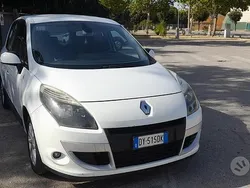 Usata 2009 Renault Scénic III XMOD Monovolume | 2800 € (Buon prezzo)