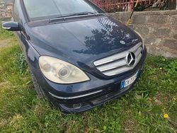 Blu Usata 2005 Mercedes B200 Monovolume | 800 €