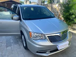Usata 2011 Lancia Voyager Gold Monovolume | 9350 € (Ottimo prezzo)