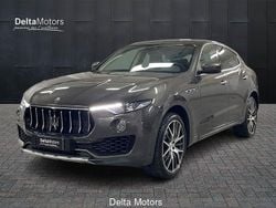 Grigio Usata 2016 Maserati Levante SUV | 31.250 € (Buon prezzo)