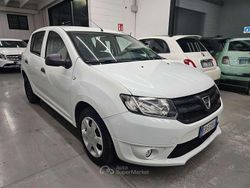 Bianco Usata 2013 Dacia Sandero Lauréate Tre volumi | 2900 € (Buon prezzo)