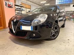 Nero Usata 2010 Alfa Romeo Giulietta Distinctive Tre volumi | 6700 € (Cara)