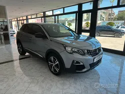 Grigio Usata 2017 Peugeot 3008 Allure SUV | 13.400 € (Ottimo prezzo)