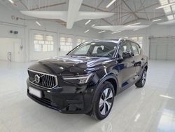 Nero Usata 2022 Volvo XC40 Core SUV | 29.950 € (Cara)