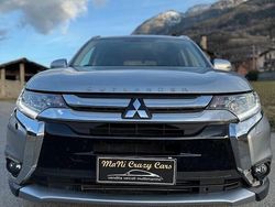 Grigio Usata 2015 Mitsubishi Outlander Instyle SUV | 9700 € (Buon prezzo)