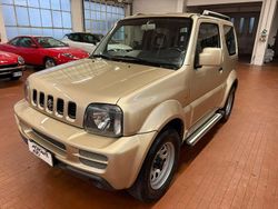 Beige Usata 2010 Suzuki Jimny SUV | 17.500 € (Molto cara)