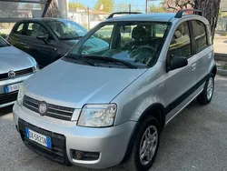 Argento Usata 2009 Fiat Panda Climbing Due volumi | 3900 € (Buon prezzo)