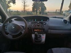 Käytetty 2005 Renault Scénic II Authentique Tila-auto | 1400 € (Kallis)