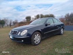 Usata 2006 Mercedes E200 Tre volumi | 5500 €