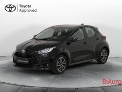 Nero Usata 2023 Toyota Yaris Hybrid Trend Tre volumi | 19.500 € (Buon prezzo)