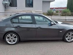 Grigio Usata 2006 BMW 320 Tre volumi | 4500 € (Buon prezzo)