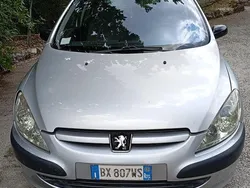 Usata 2002 Peugeot 307 Tre volumi | 400 € (Buon prezzo)