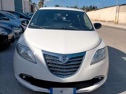 Bianco Usata 2013 Lancia Ypsilon Silver Due volumi | 5800 € (Buon prezzo)