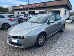 Grigio Usata 2008 Alfa Romeo 159 Progression Tre volumi | 1990 € (Super prezzo)