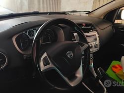 Usata 2012 Lancia Delta Due volumi | 5900 € (Cara)