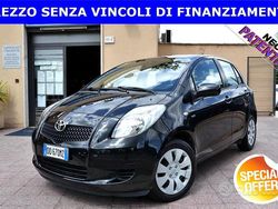 Nero Usata 2006 Toyota Yaris Sol Tre volumi | 2490 € (Buon prezzo)