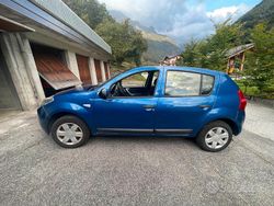 Blu Usata 2010 Dacia Sandero Due volumi | 2500 € (Ottimo prezzo)